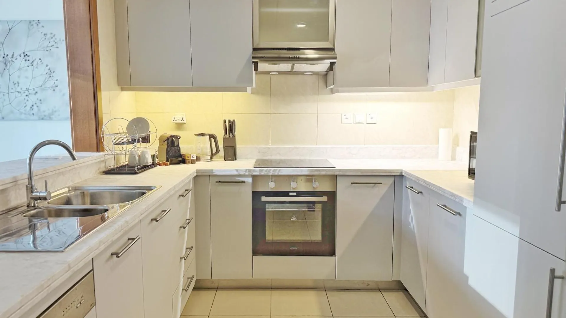 Apartamento Downtown Gem With Burj Views Dubái